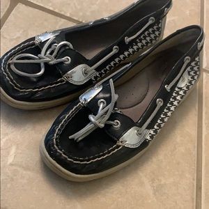 Black Sperry